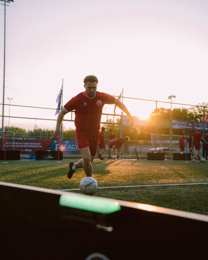 Player runs to the Beam in the evening sun
