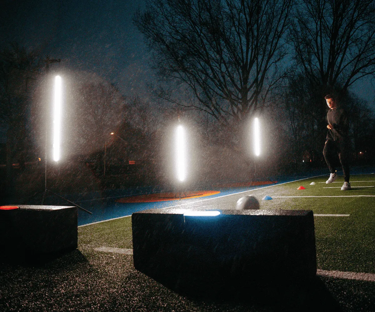 Voetballers trainen met de X-Skills Beams